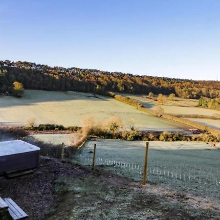 Shepherds Hut By Stepney Stays Scarborough Extérieur photo