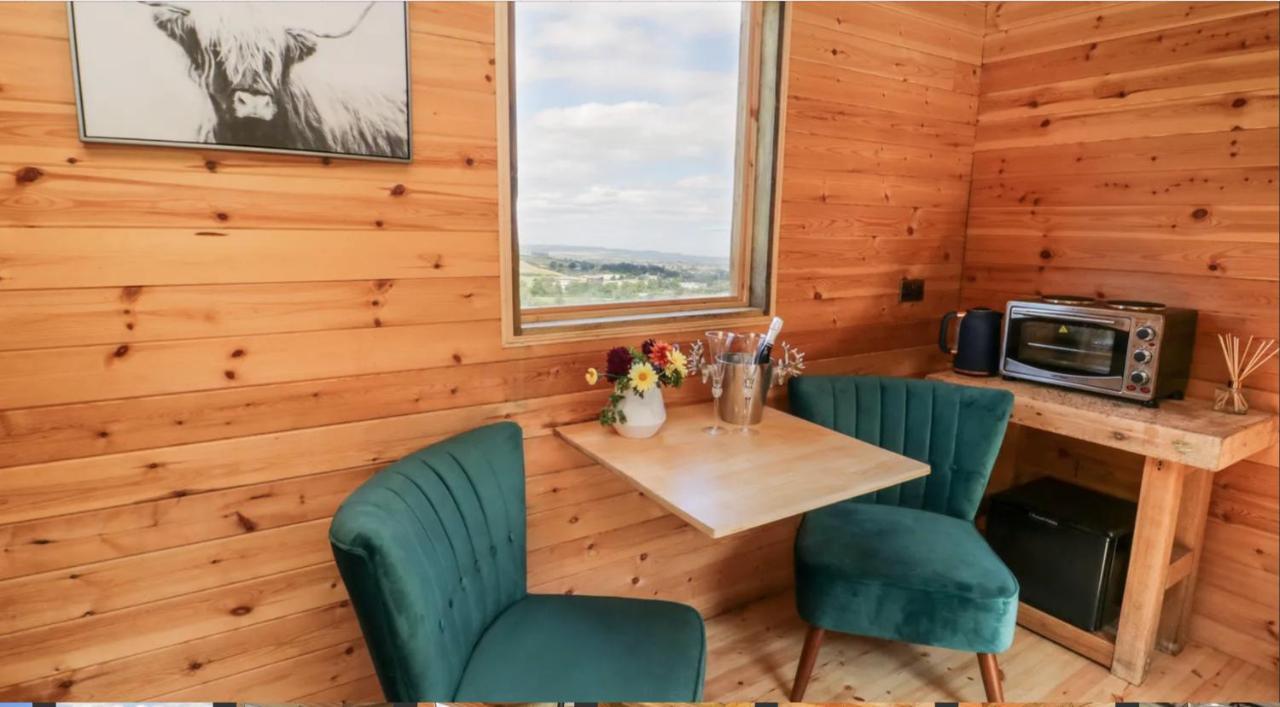 Shepherds Hut By Stepney Stays Scarborough Extérieur photo