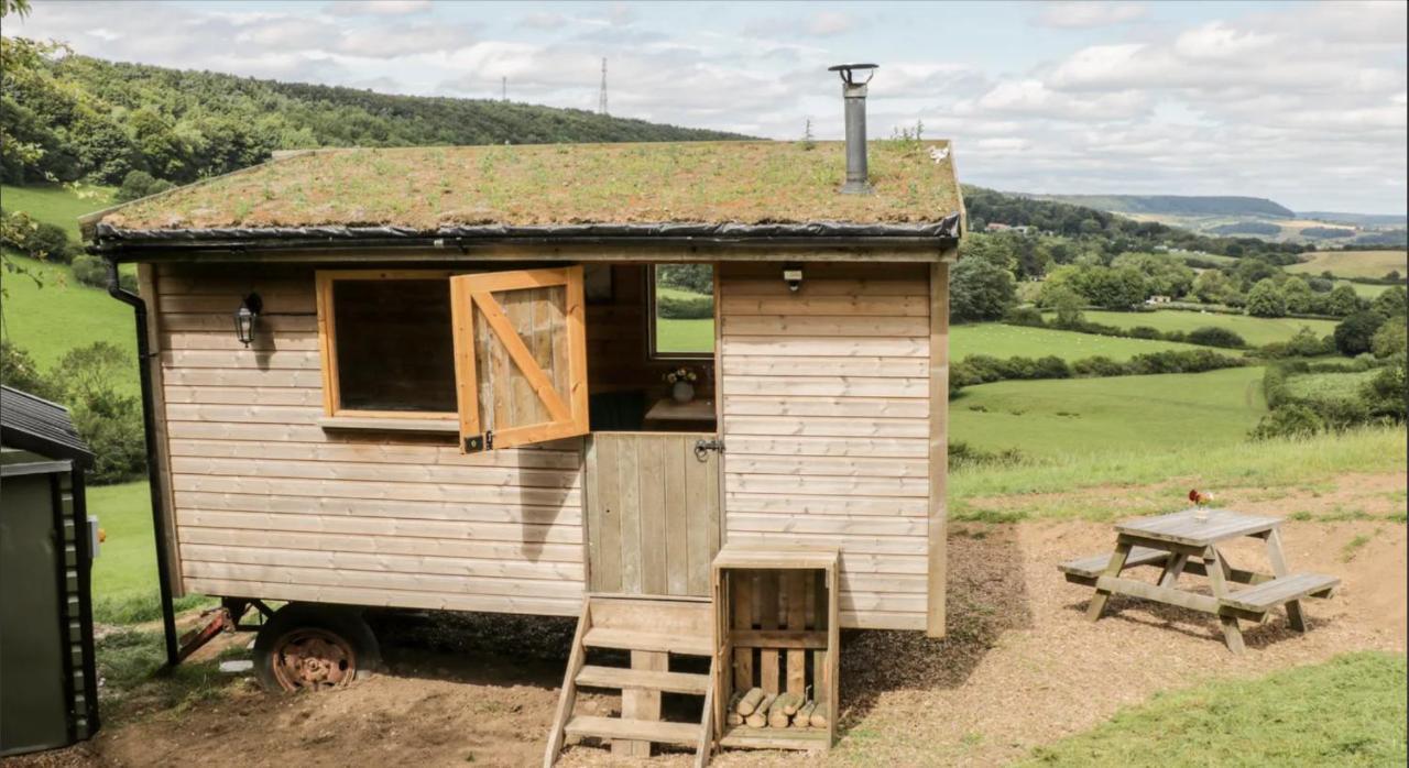 Shepherds Hut By Stepney Stays Scarborough Extérieur photo
